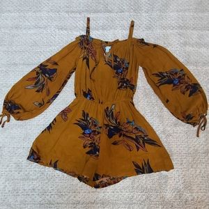 She + Sky Long Sleeve Romper